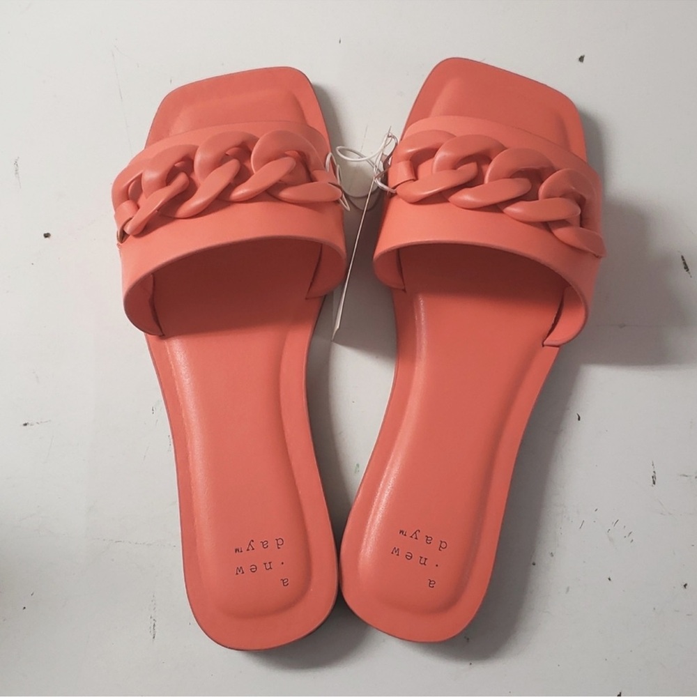 A new Day Women's Viv Chain Slide Coral Pink Sandals- NWT